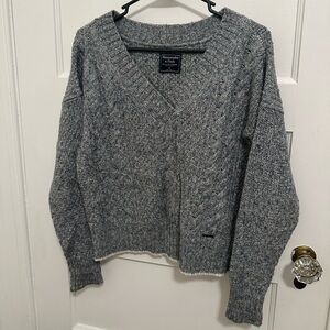 Abercrombie & Fitch Gray Women's Sweater